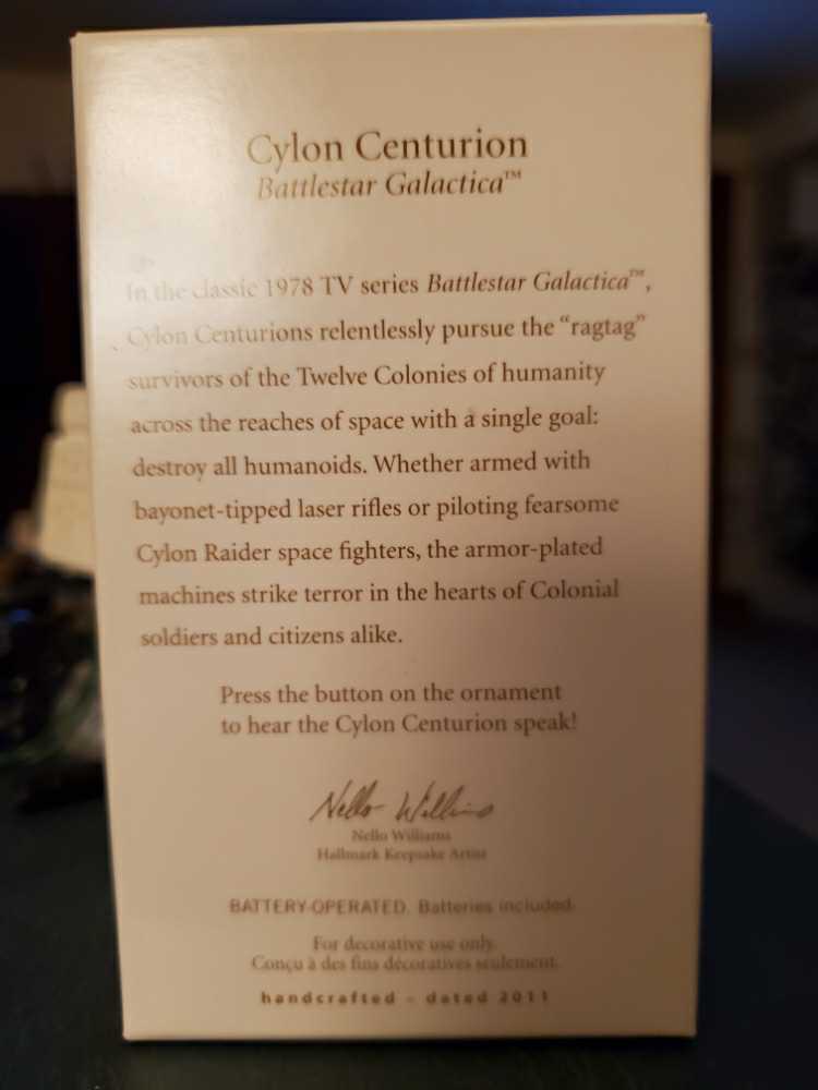Battlestar Galactica: Cylon Centurion - Battlestar Galactica (Television) ornament collectible [Barcode 795902214678] - Main Image 2