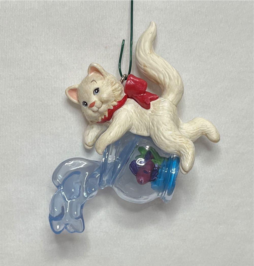 Mischievous Kittens #14 2012 - Mischievous Kittens (Cat) ornament collectible [Barcode 795902240516] - Main Image 3