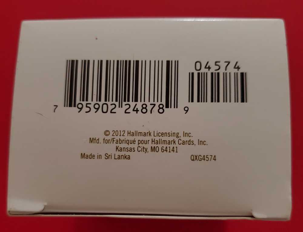 Mom 2012 - Family (Daughter) ornament collectible [Barcode 795902248789] - Main Image 3
