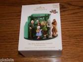 The Man Behind The Curtain - The Wizard Of Oz (Movies & TV) ornament collectible [Barcode 795902257095] - Main Image 2