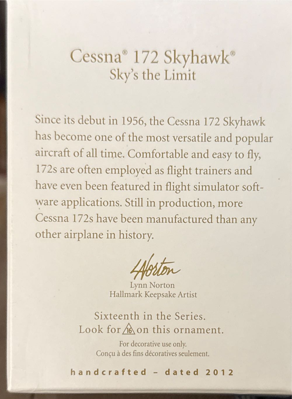 Cessna 172 Skyhawk - Sky’s The Limit (Aviation) ornament collectible [Barcode 795902259310] - Main Image 2