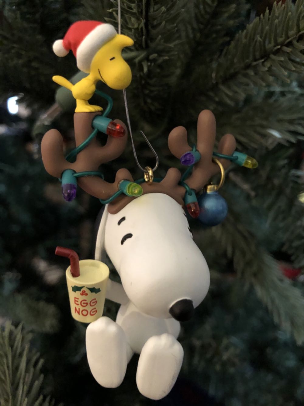 In The Spirit - The Peanuts Gang (The Peanuts Gang) ornament collectible [Barcode 795902259389] - Main Image 3