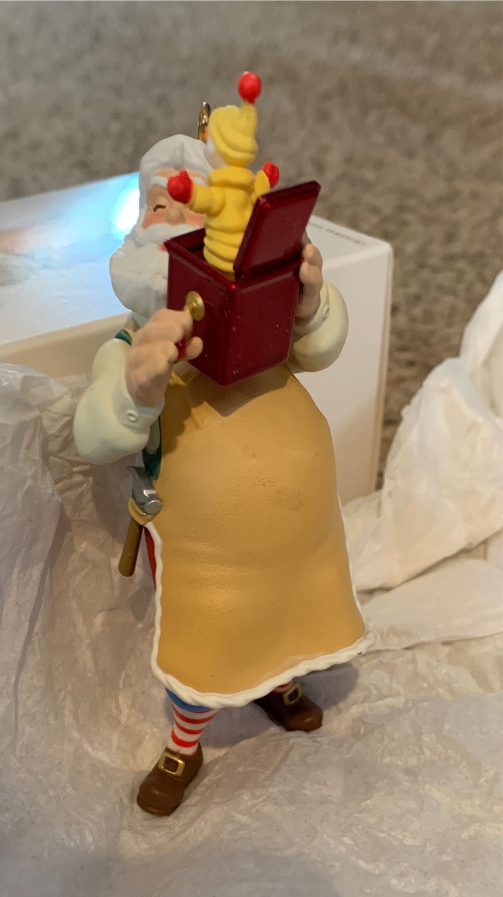 Toymaker Santa #13 (2012) - Toymaker Santa (Santa) ornament collectible [Barcode 795902263737] - Main Image 3