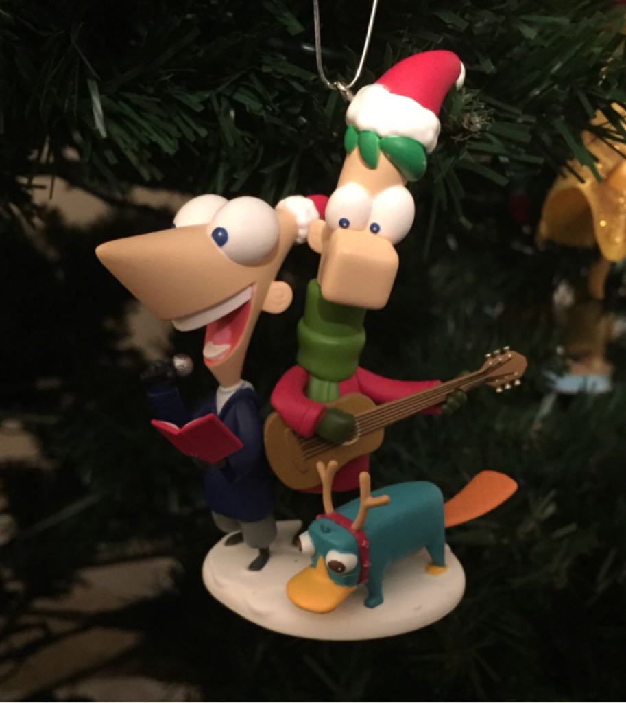 Phineas and Ferb - Perry Christmas!* - TV- Phineas & Ferb (Disney) ornament collectible [Barcode 795902275181] - Main Image 2