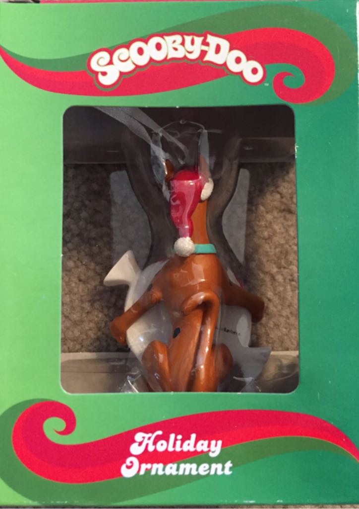 Hanna Barbera Scooby-Doo! With Candy  ornament collectible [Barcode 795902280536] - Main Image 2