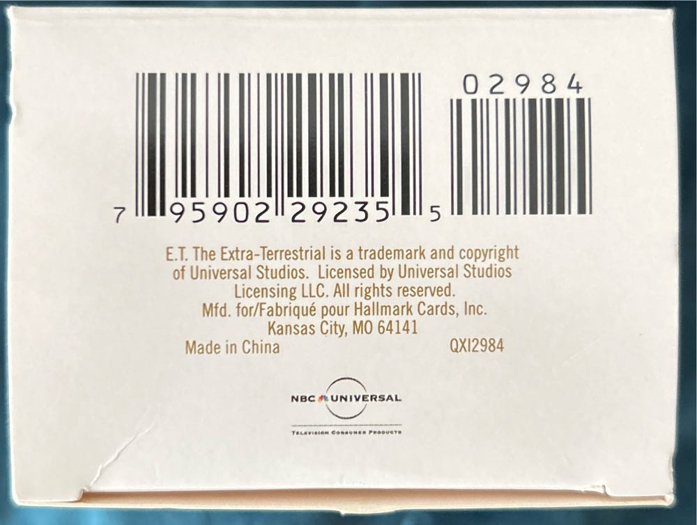 ET The Extra Terrestrial 30th Anniversary - Halloween (Movies & TV) ornament collectible [Barcode 795902292355] - Main Image 3