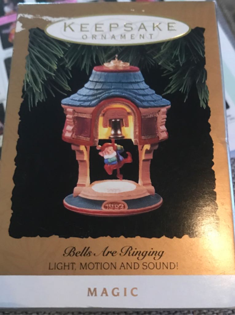 Bells Are Ringing - Keepsake Series (Magic) ornament collectible [Barcode 015012026467] - Main Image 1