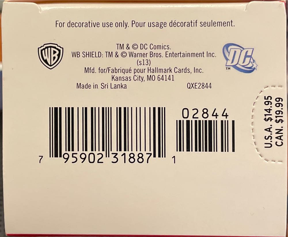 The Bat-Pod - Batman (Batman) ornament collectible [Barcode 795902318871] - Main Image 3