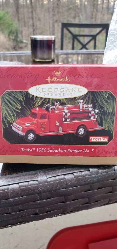 Tonka 1956 Suburban Pumper No.5 - Classic American Cars (Fire Truck) ornament collectible [Barcode 015012479706] - Main Image 2