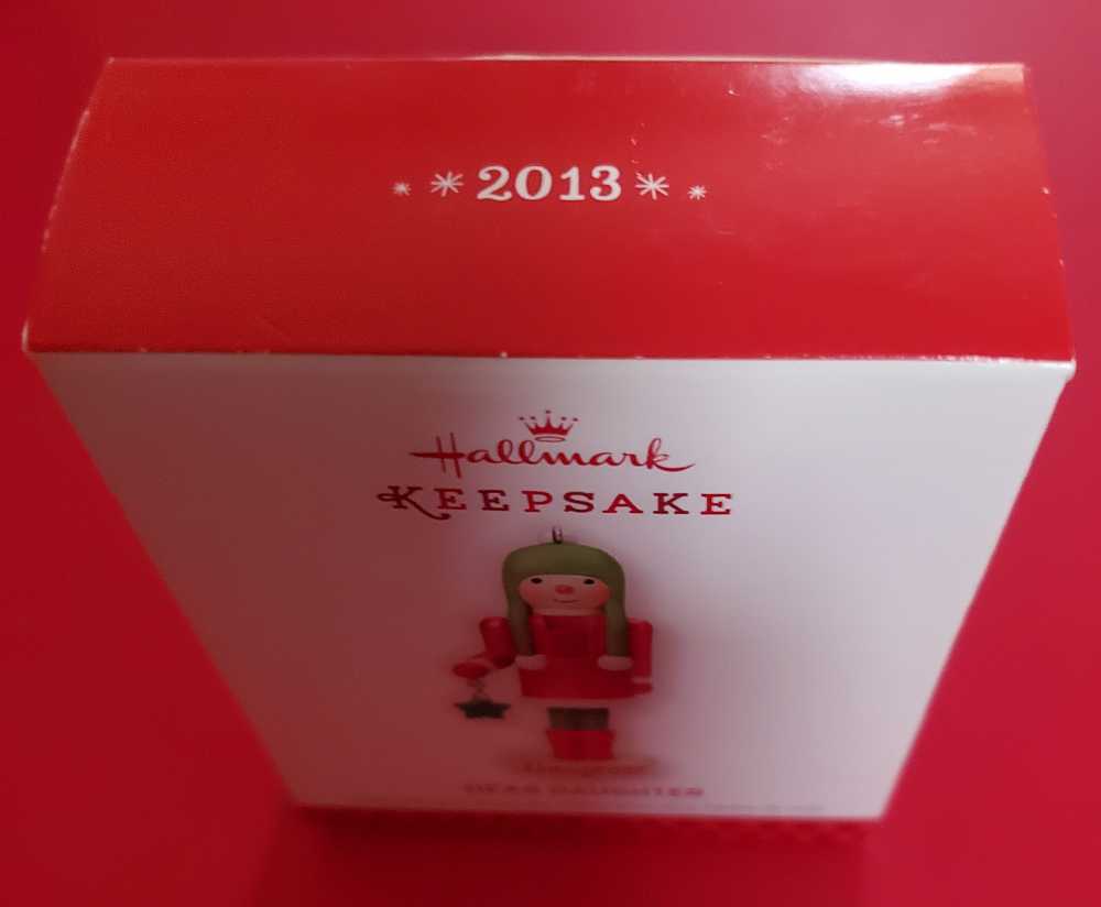 Carly - 2013 - Dear Daughter - Daughter (Daughter) ornament collectible [Barcode 795902324520] - Main Image 3
