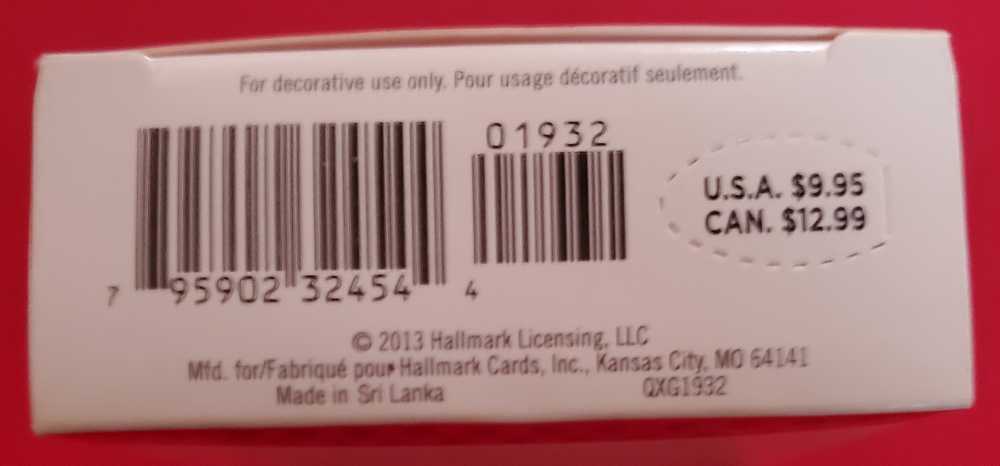 Merry Mom - Nutcracker Family (Nutcracker) ornament collectible [Barcode 795902324544] - Main Image 4