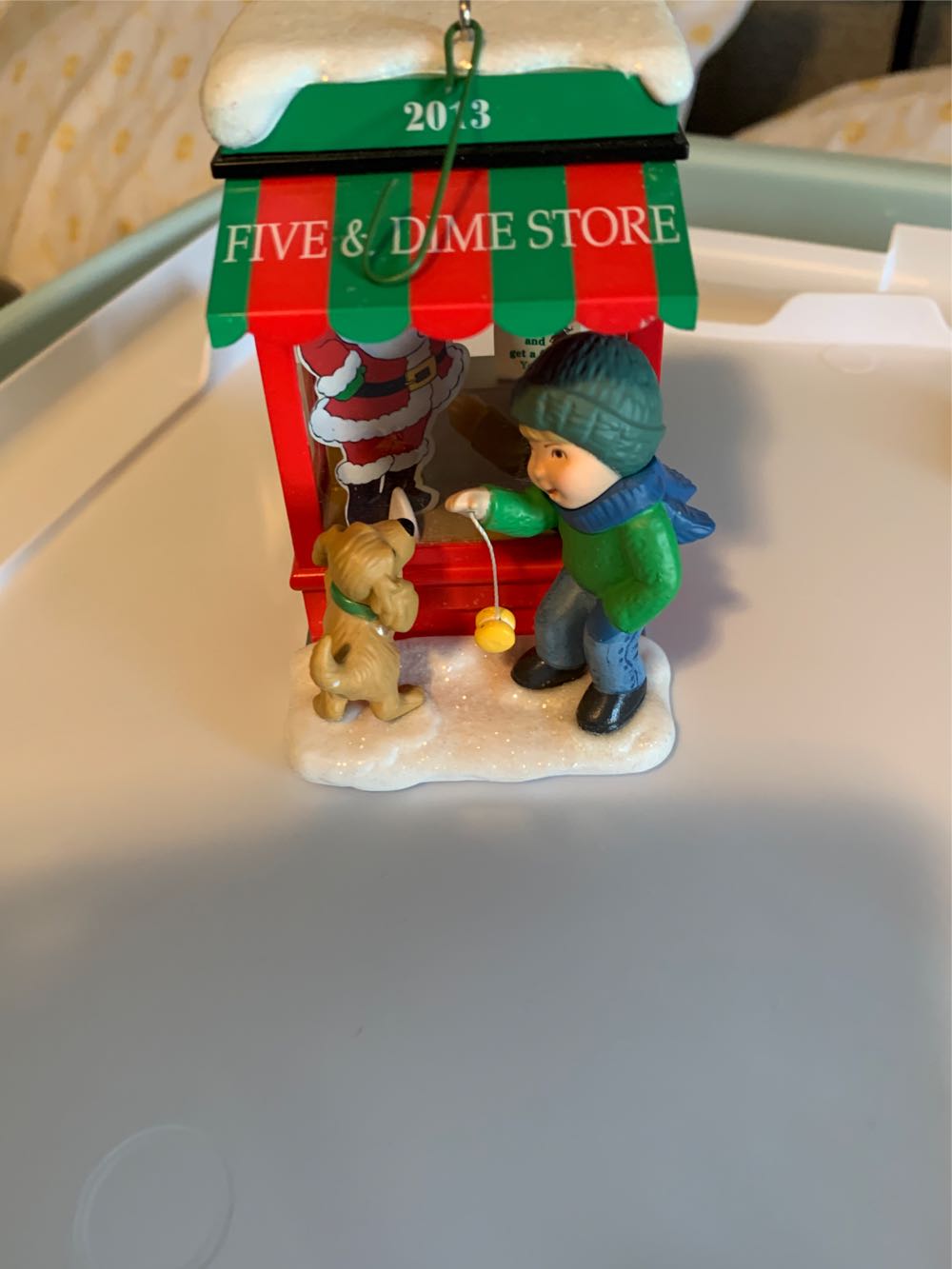 Christmas Window 2013, Five and Dime Store - Christmas Windows (Christmas Window KOC) ornament collectible [Barcode 795902325237] - Main Image 4