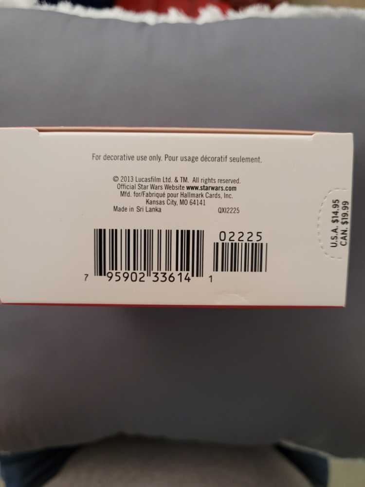 Star Wars:  Jango Fett - Star Wars: Attack of the Clones (Star Wars) ornament collectible [Barcode 795902336141] - Main Image 3