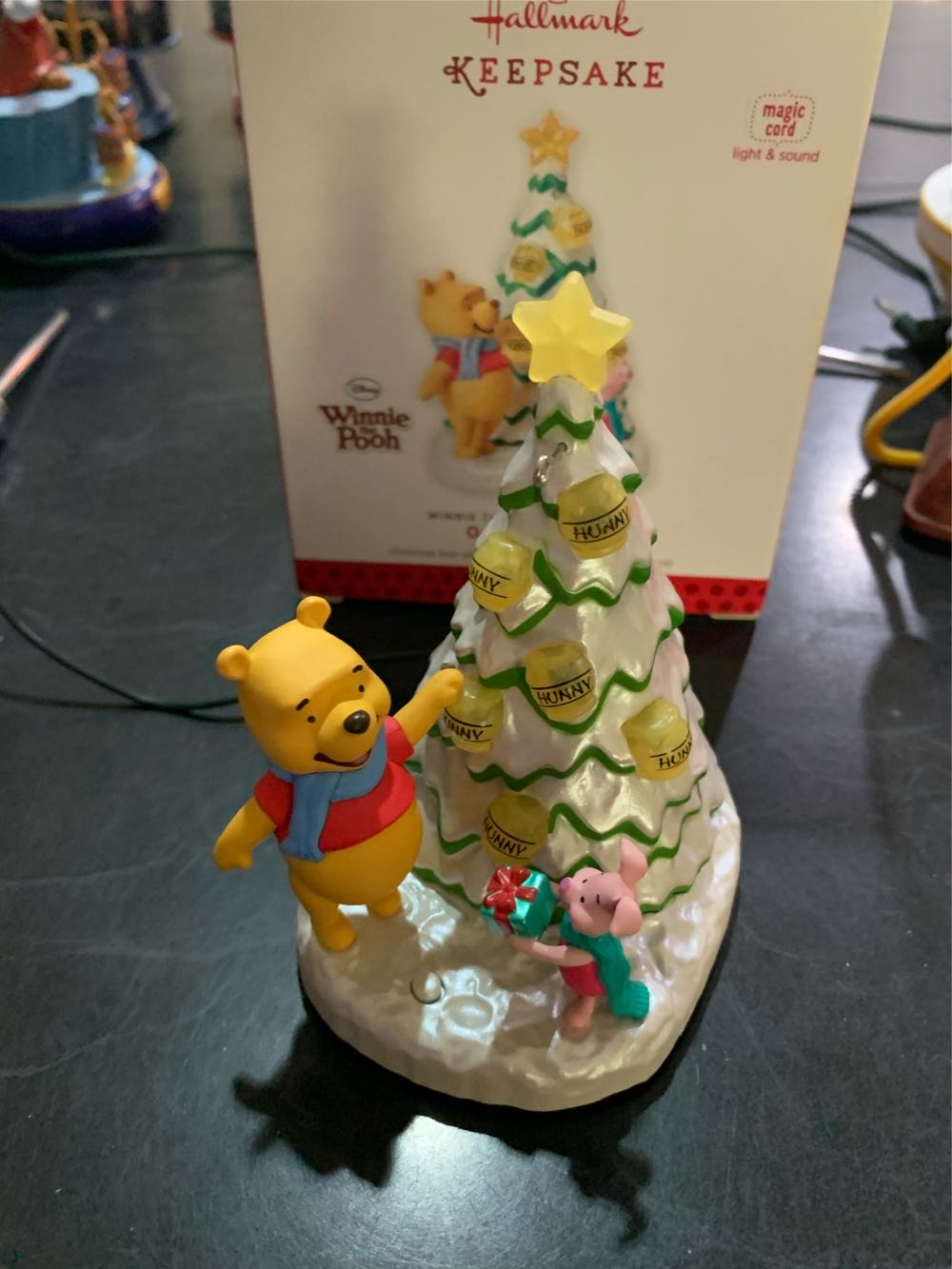 Winnie The Pooh - O’ Hunny Tree - Winnie the Pooh (Winnie the Pooh) ornament collectible [Barcode 795902343156] - Main Image 3