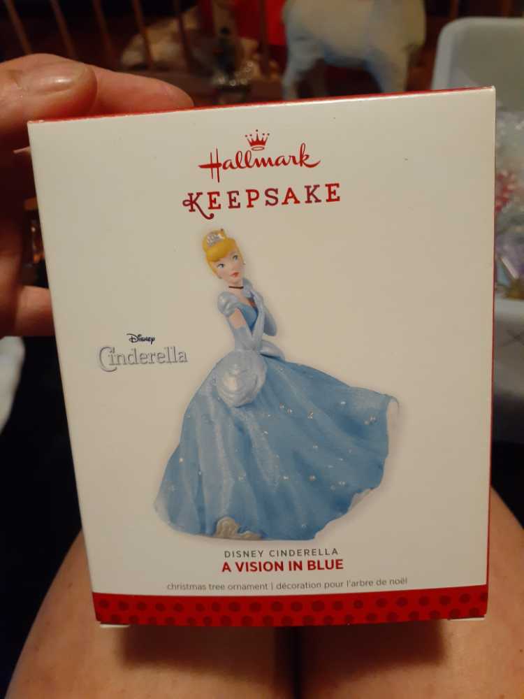 Disney Cinderella A Vision In Blue - Cinderella (Disney Cinderella) ornament collectible [Barcode 795902343576] - Main Image 3
