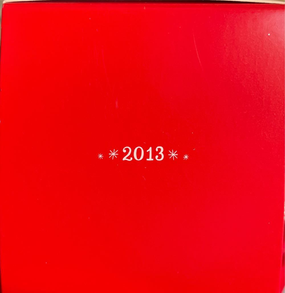 Two To A Chair - Mickey & Minnie (Disney) ornament collectible [Barcode 795902344047] - Main Image 4