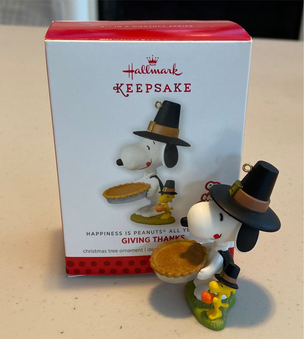 Giving Thanks - Happiness Is Peanuts All Year Long (Peanuts Gang, Snoopy) ornament collectible [Barcode 795902345471] - Main Image 4