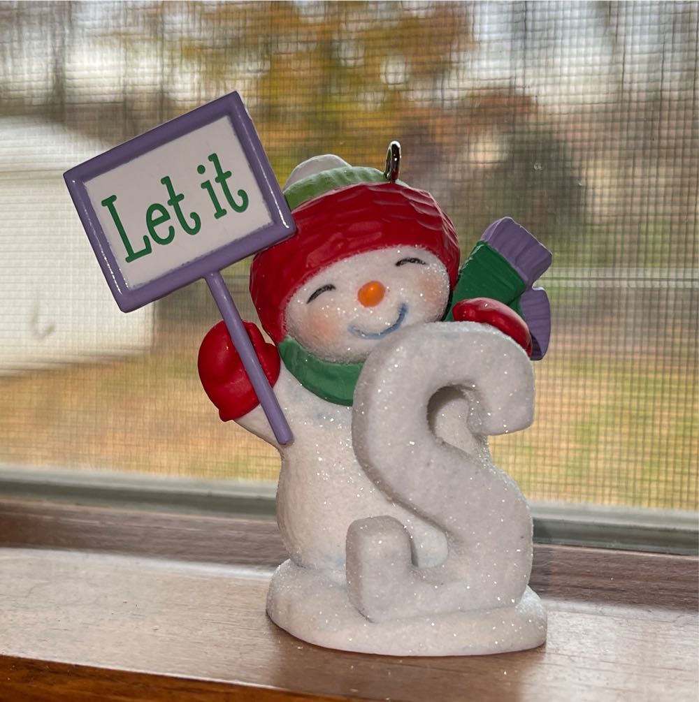 ”S” Is For Snow! - Let It Snow (Snow) ornament collectible [Barcode 795902372774] - Main Image 4