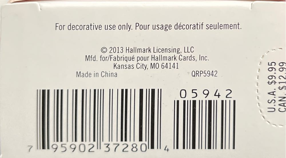 "W” Is For Welcome, Wonder! - Let It Snow (Snow) ornament collectible [Barcode 795902372804] - Main Image 3