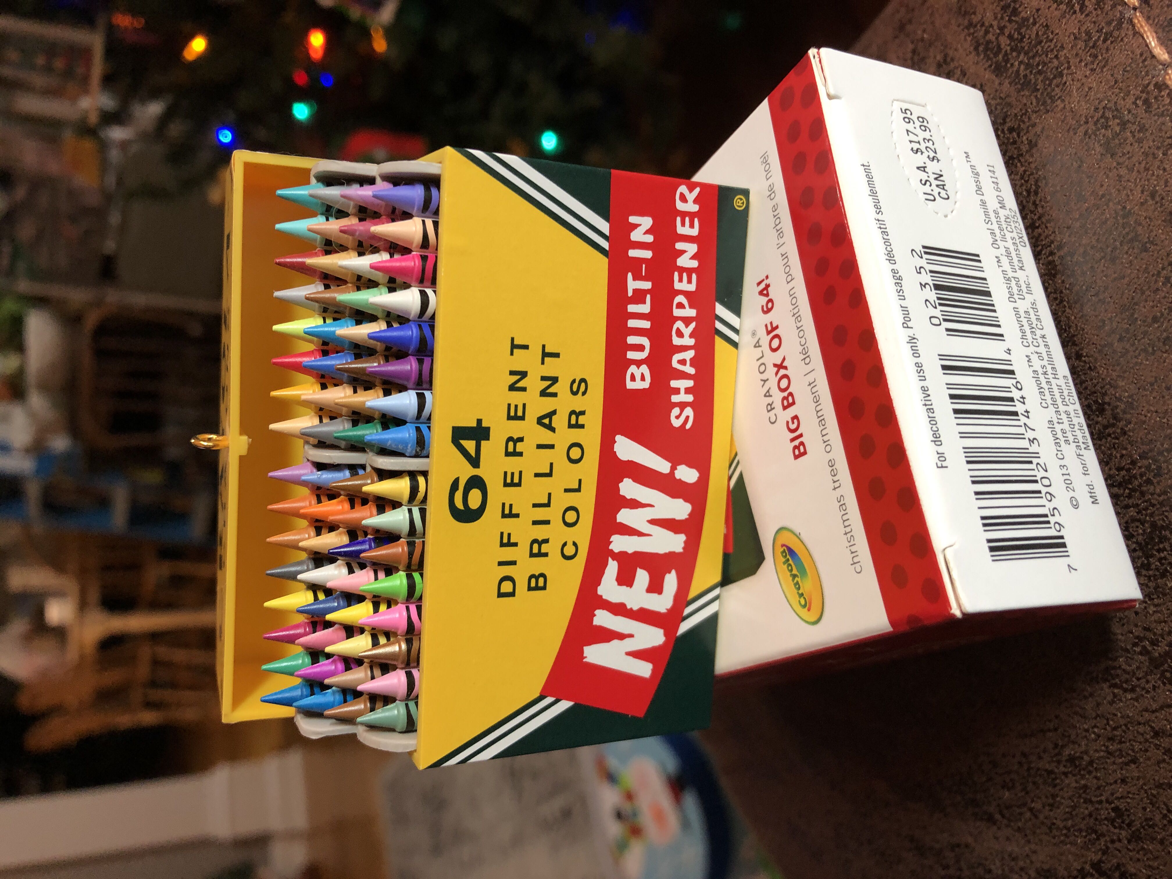 Crayola Big Box of 64! - Crayola Crayons (Toys & Games) ornament collectible [Barcode 795902374464] - Main Image 2