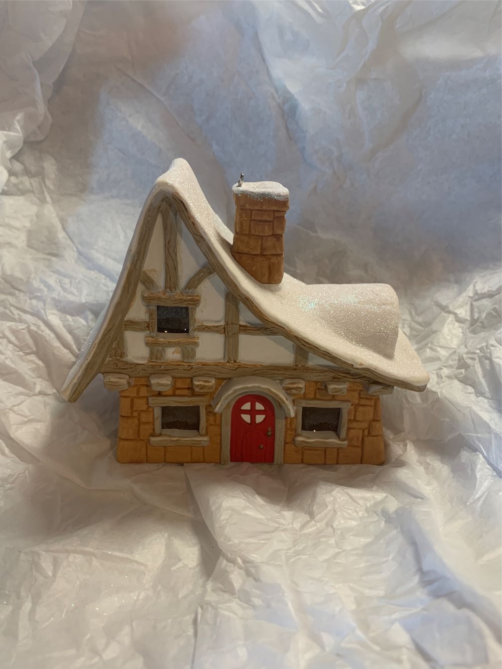 Santa’s North Pole Workshop - Hallmark Keepsake (MAGIC: Light) ornament collectible [Barcode 795902379377] - Main Image 3