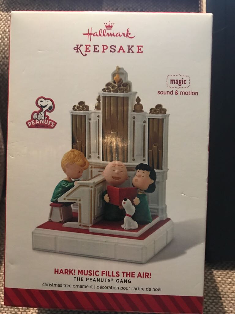 Hark! Music Fills the Air! - The Peanuts Gang (Peanuts) ornament collectible [Barcode 795902421250] - Main Image 2