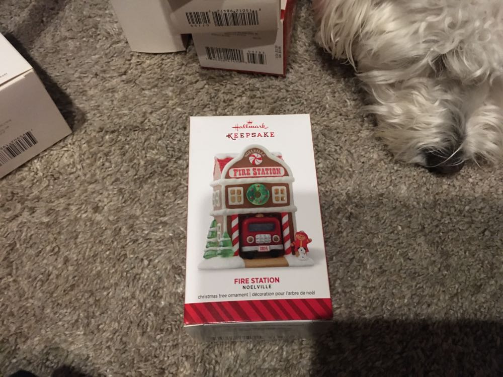 Noelville Fire Station  - Noelville (Noelville) ornament collectible [Barcode 795902424305] - Main Image 3