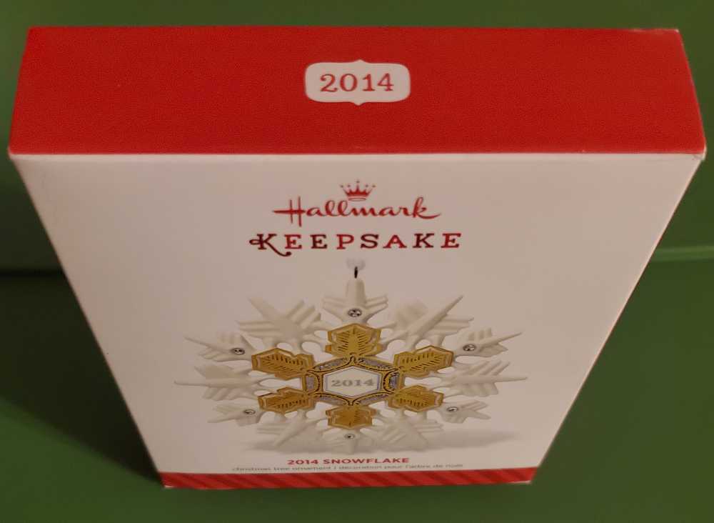 Snowflakes: “2014 SNOWFLAKE” - Snowflake (Hanging Ornament) ornament collectible [Barcode 795902431044] - Main Image 3