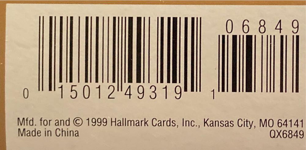 Sleddin’ Buddies - Penguin & Polar Bear (Polar Bear, Penguin) ornament collectible [Barcode 015012493191] - Main Image 4