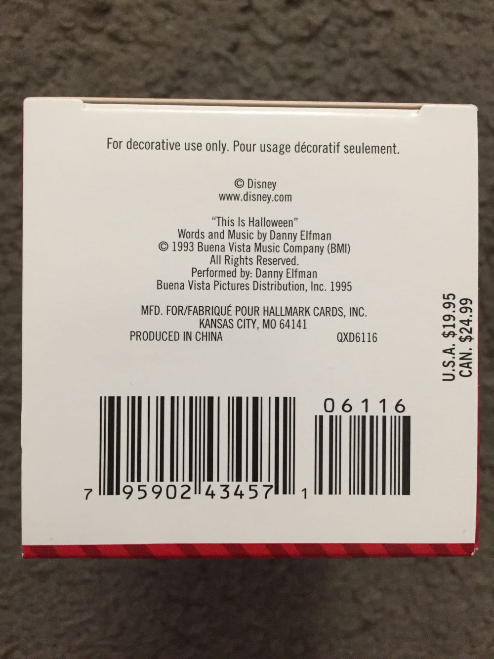 This Is Halloween - The Nightmare Before Christmas (The Nightmare Before Christmas) ornament collectible [Barcode 795902434571] - Main Image 3