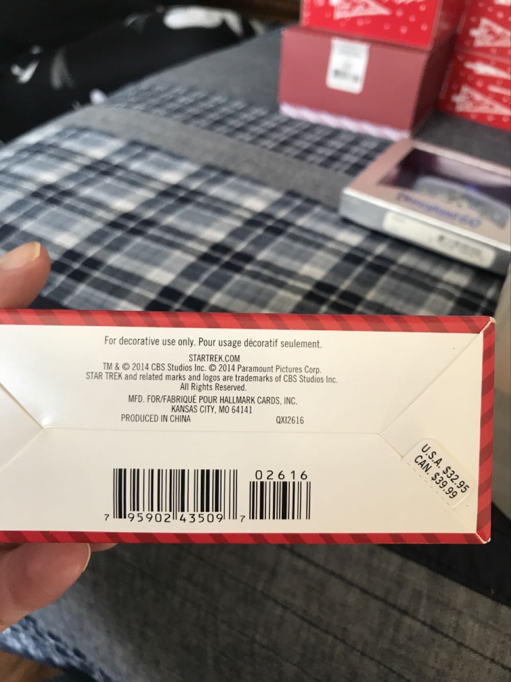 U.S.S. Vengeance - Hallmark Keepsake - Star Trek (Star Trek: Into Darkness) ornament collectible [Barcode 795902435097] - Main Image 2