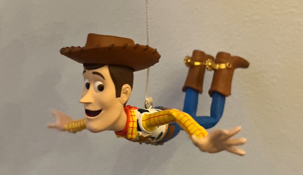Woody Is On A Mission - Toy Story (Disney) ornament collectible [Barcode 795902492762] - Main Image 3