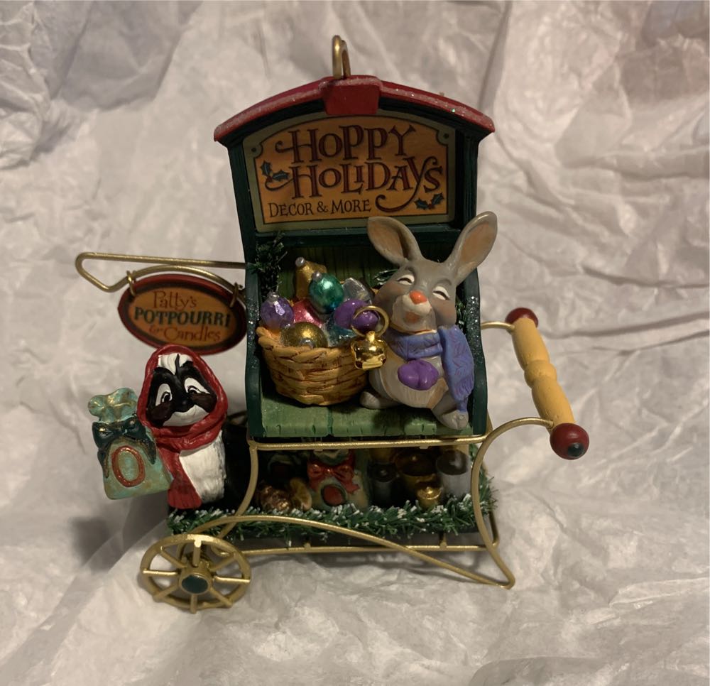 Hoppy Holidays Decor & More - Kringlewood Farms (Kringlewood Farms) ornament collectible [Barcode 795902990954] - Main Image 3