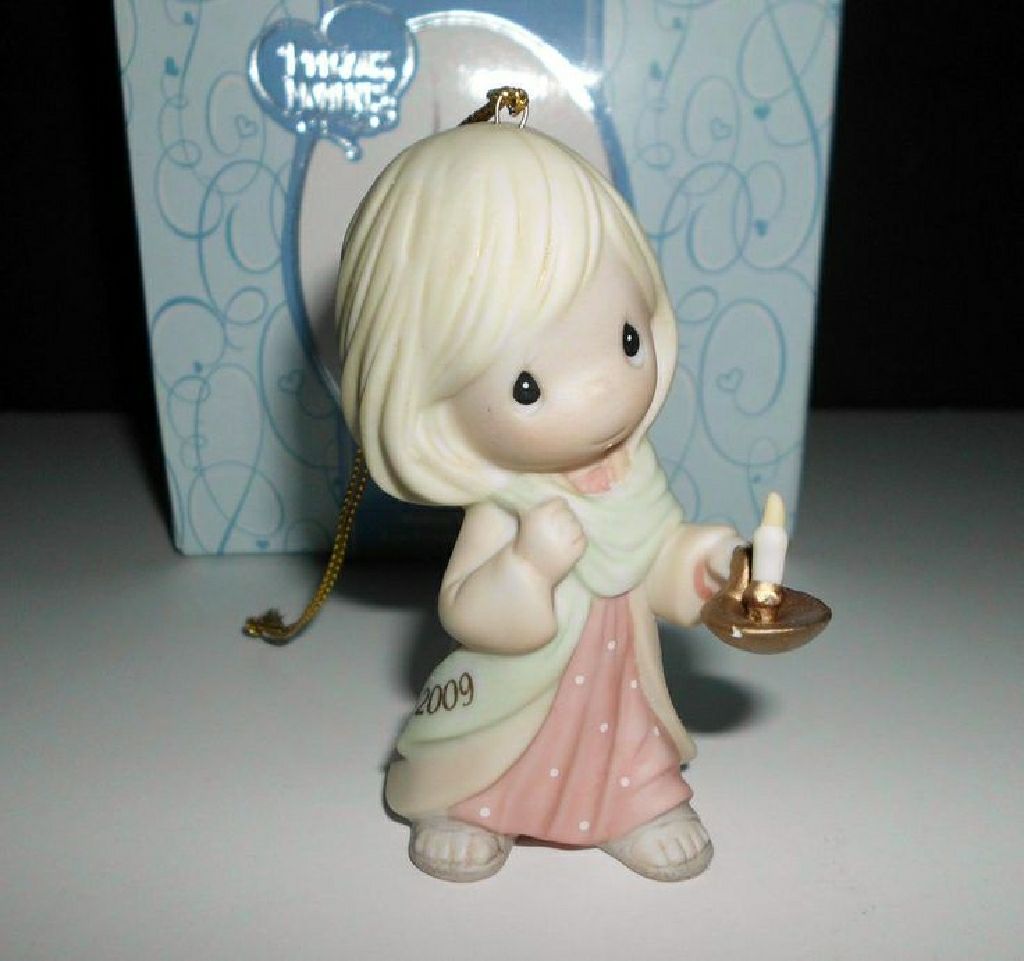 May Your Faith Light The Way - Precious Moments Ornaments (Christmas) ornament collectible [Barcode 875555910025] - Main Image 2