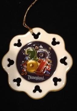 I Tawt I Taw A Puddy Tat Tweety Ornament