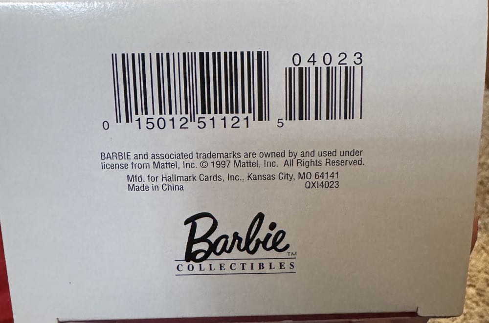 Holiday Barbie Ornament - Holiday Barbie Ornament Series (Barbie) ornament collectible [Barcode 015012511215] - Main Image 3