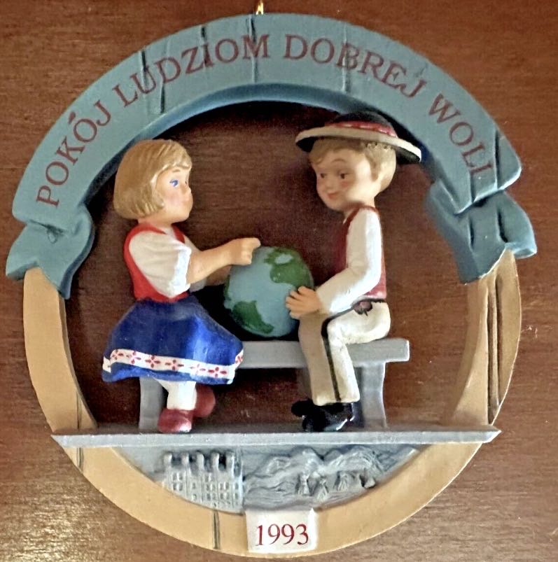 Right Stuff Kit - Peace On Earth (Peace On Earth) ornament collectible [Barcode 015012027129] - Main Image 3