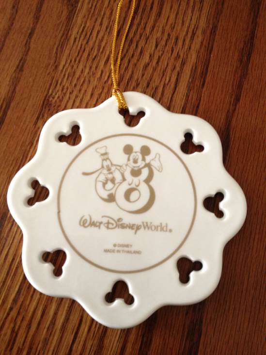 WDW Ceramic Disc 2008 - Disney Park Ornaments (Disney Park Ornaments) ornament collectible - Main Image 2