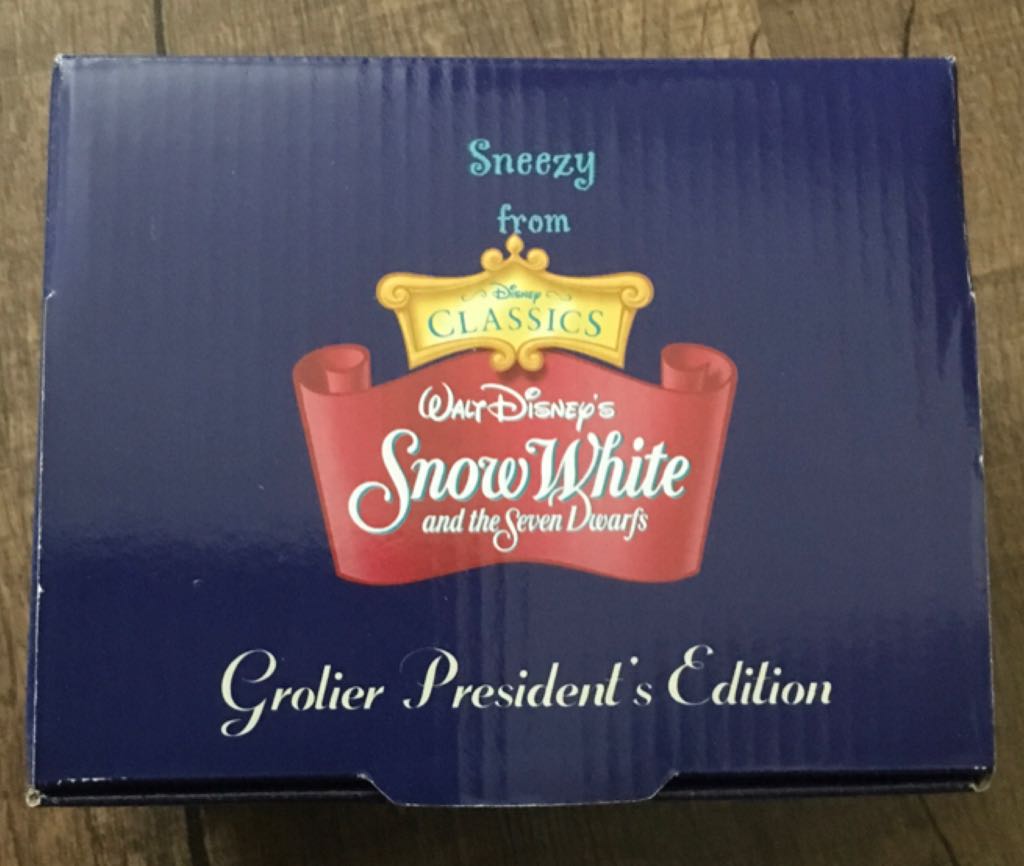 Sneezy - Grolier President’s Edition (Disney’s Snow White And The Seven Dwarfs) ornament collectible - Main Image 2
