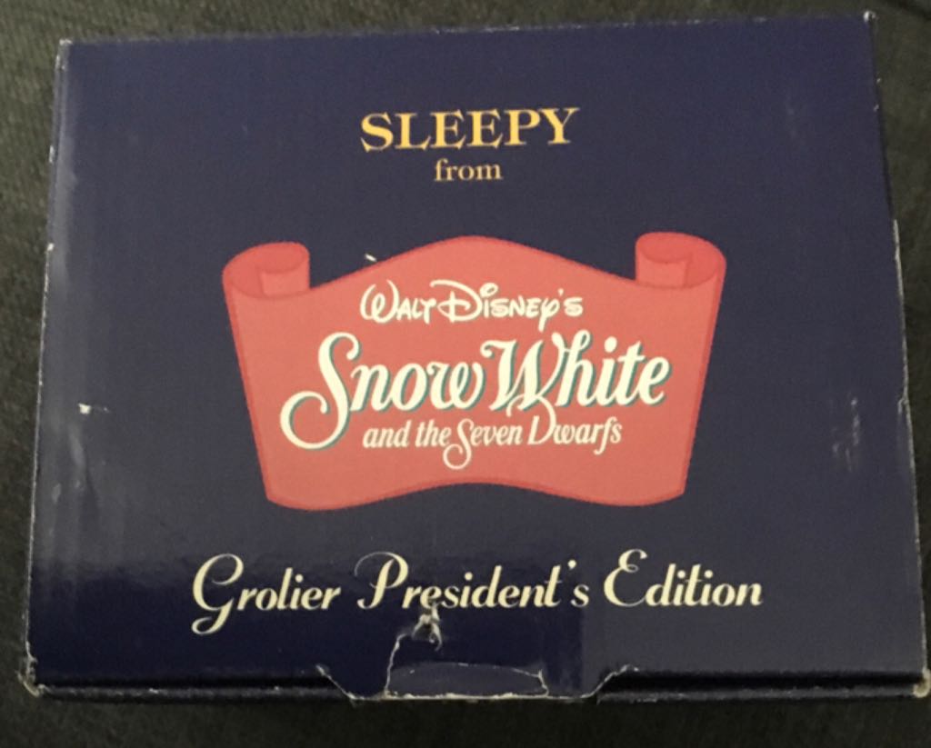 Sleepy - Disney Snow White and the Seven Dwarfs (President’s Edition) ornament collectible - Main Image 2
