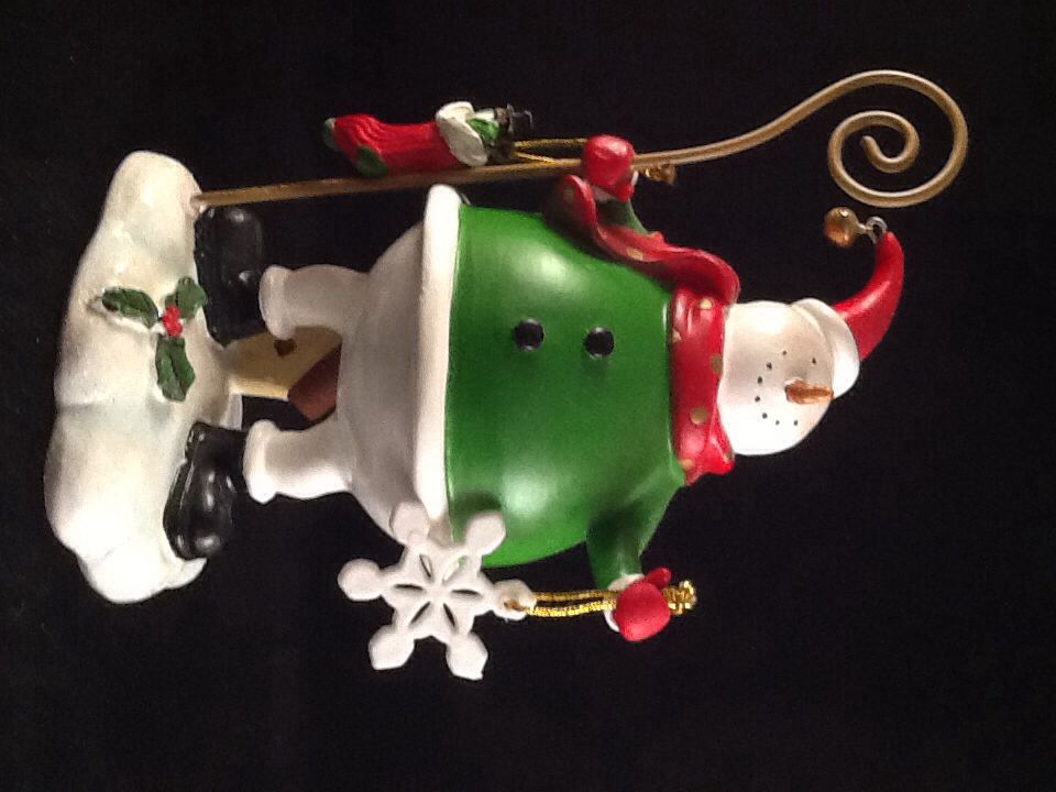 Tiny Reindeer Snowglobe