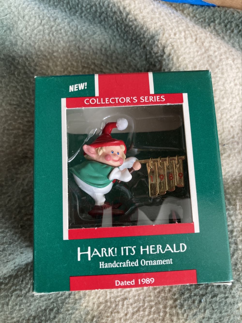 Hark! It’s Herald #1 - Hark! It’s Herald (Elves) ornament collectible - Main Image 3