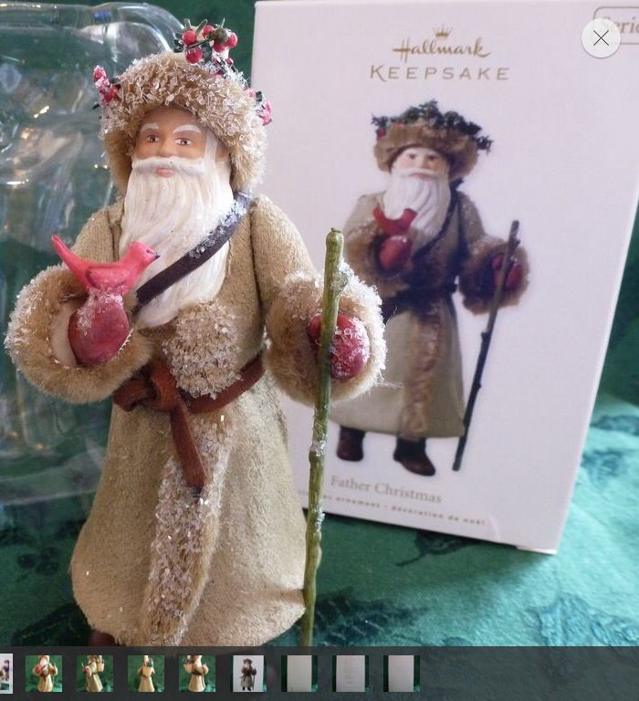 Round portable table