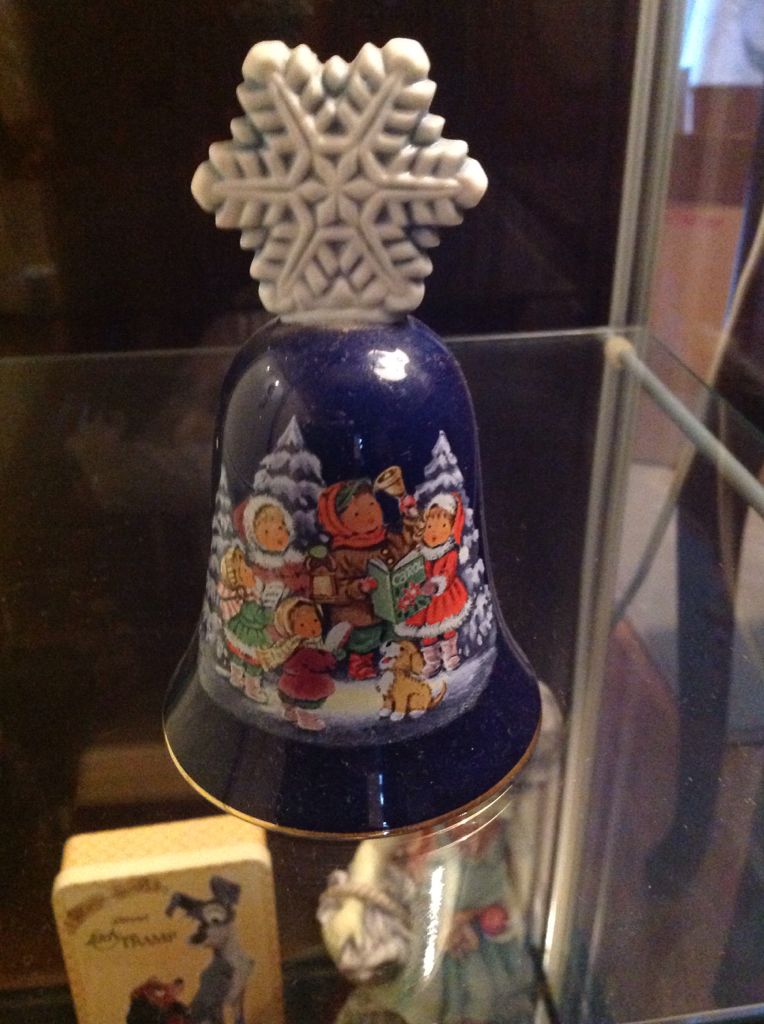 Hand Painted Sip Bowl with Spreader