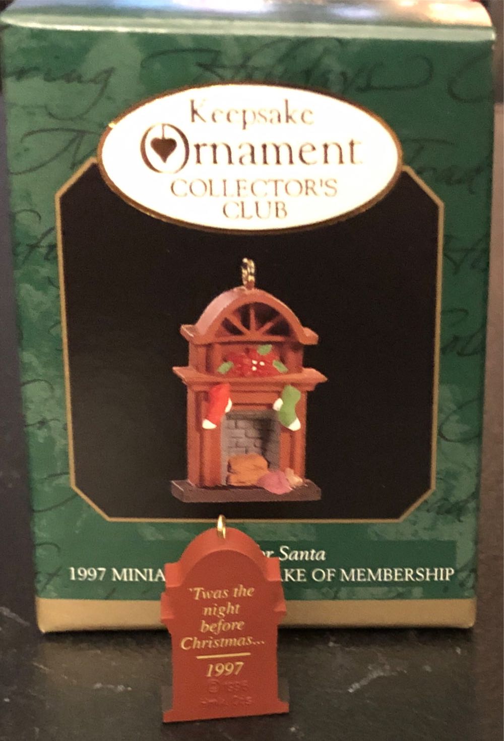 Ready For Santa - Twas The Night Before Christmas (CLUB Keepsake Miniature) ornament collectible - Main Image 4