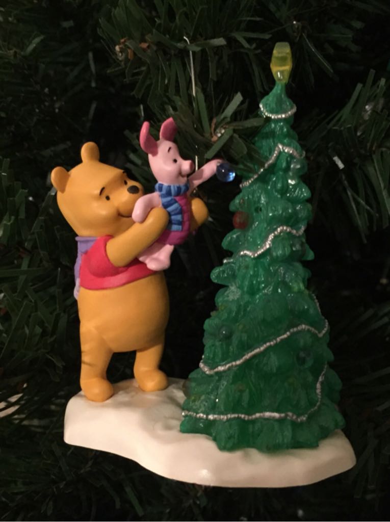 Winnie The Pooh - Pooh And Piglet Decorating Tree  (Disney Winnie the Pooh & Co) ornament collectible - Main Image 2