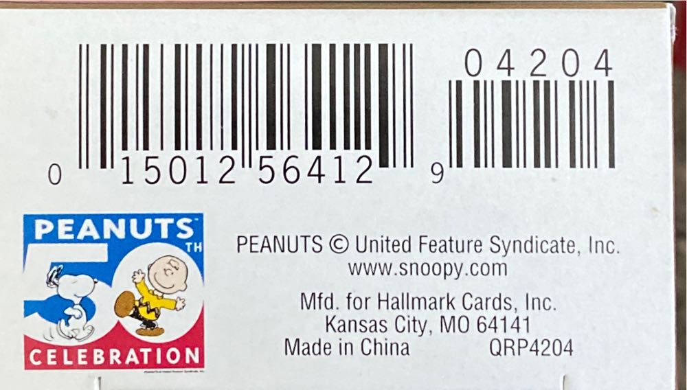 Linus Ornament - Peanuts: A Snoopy Christmas (Peanuts) ornament collectible [Barcode 015012564129] - Main Image 4