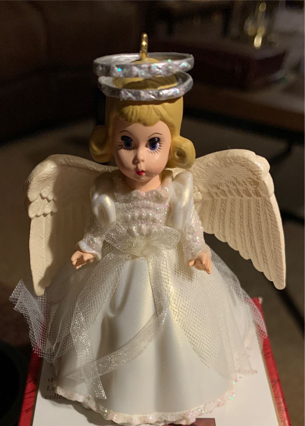 Twilight Angel - Madame Alexander Holiday Angels (Angel) ornament collectible [Barcode 015012564327] - Main Image 3