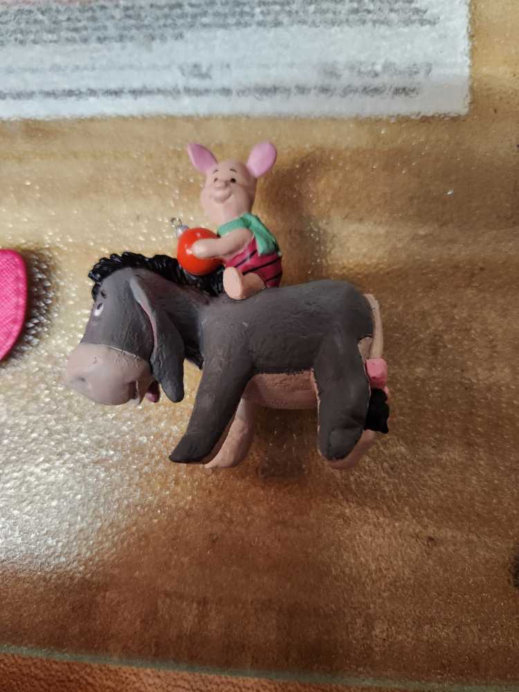 Piglet and Eeyore - Hallmark Keepsake (Winnie The Pooh Collection) ornament collectible - Main Image 2