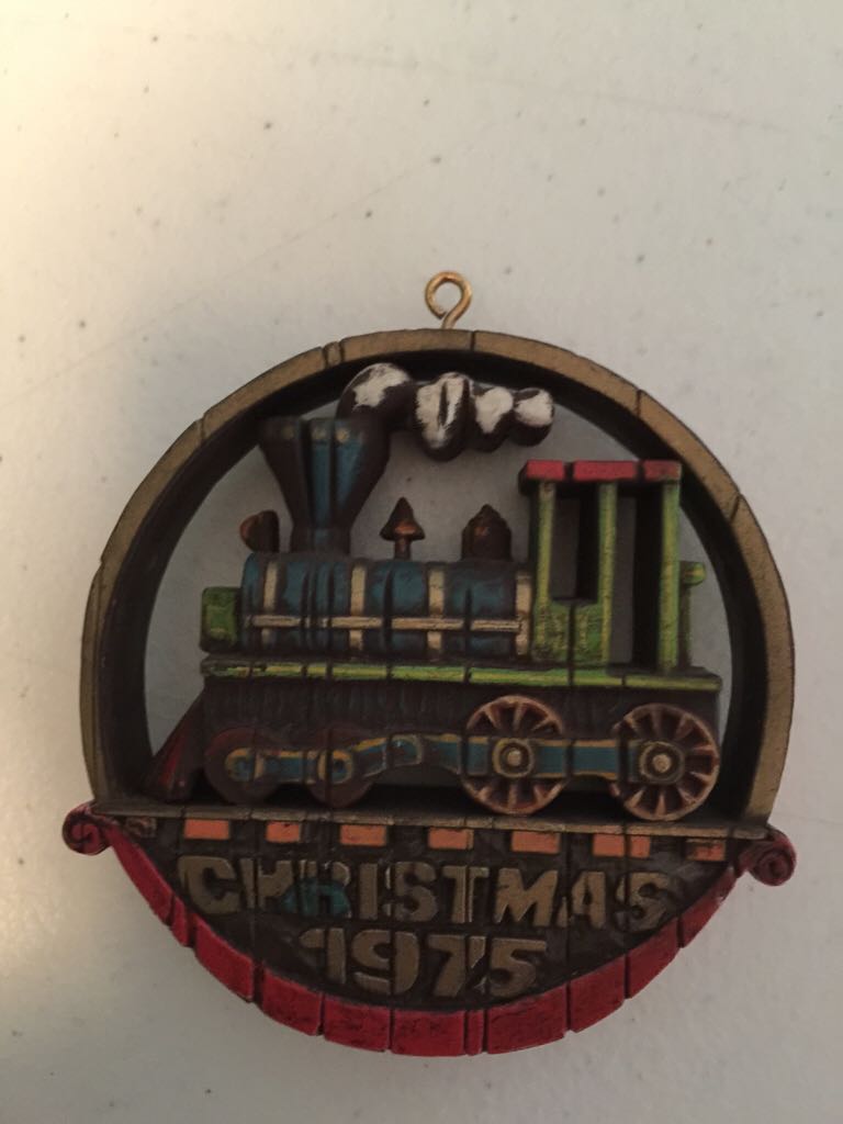 Christmas Train 1975  ornament collectible - Main Image 2